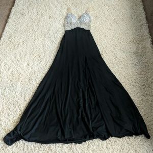 Formal / prom dress
